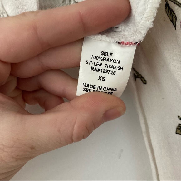 Cute cherry crop tie top - Picture 3 of 5